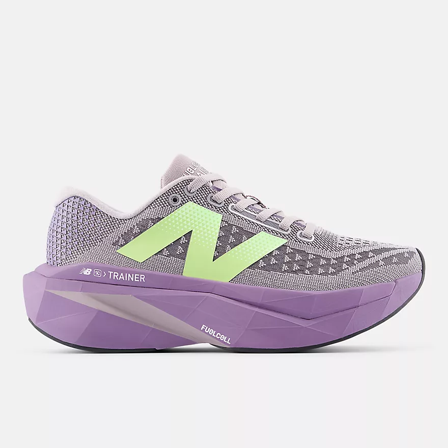 ladycreps's tweet photo. Ad: 🎀 40% OFF 🎀 The New Balance FuelCell SuperComp Trainer v3 "Candied Violet" is now only £126 at New Balance.

WAS: £210 Link > https://t.co/gacxkgmoYz

Sizes: UK3.5-UK8 https://t.co/X2rFcWl4na
