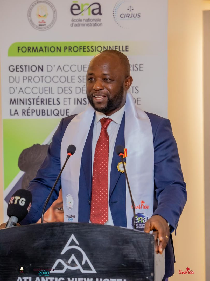 Africaguinee's tweet photo. 🇬🇳Modernisation de l’administration: L’ENA de Guinée lance une formation stratégique destinée aux agents des services d’accueil des ministères✅

https://t.co/ADXu7xIehJ https://t.co/JZlfl9DTH3
