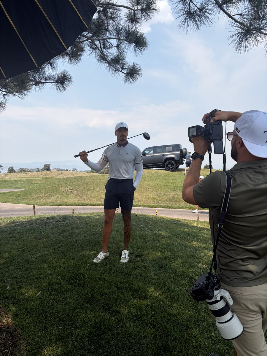 JSFoundation31's tweet photo. Kicking off the largest Justin Simmons Golf Classic ever! Nearly 35 foursomes teeing off at the beautiful Country Club at Castle Pines today ⛳️ 🏌️

Benefiting @BGCMetroDenver and @dps_foundation https://t.co/xRFGL6WNsU
