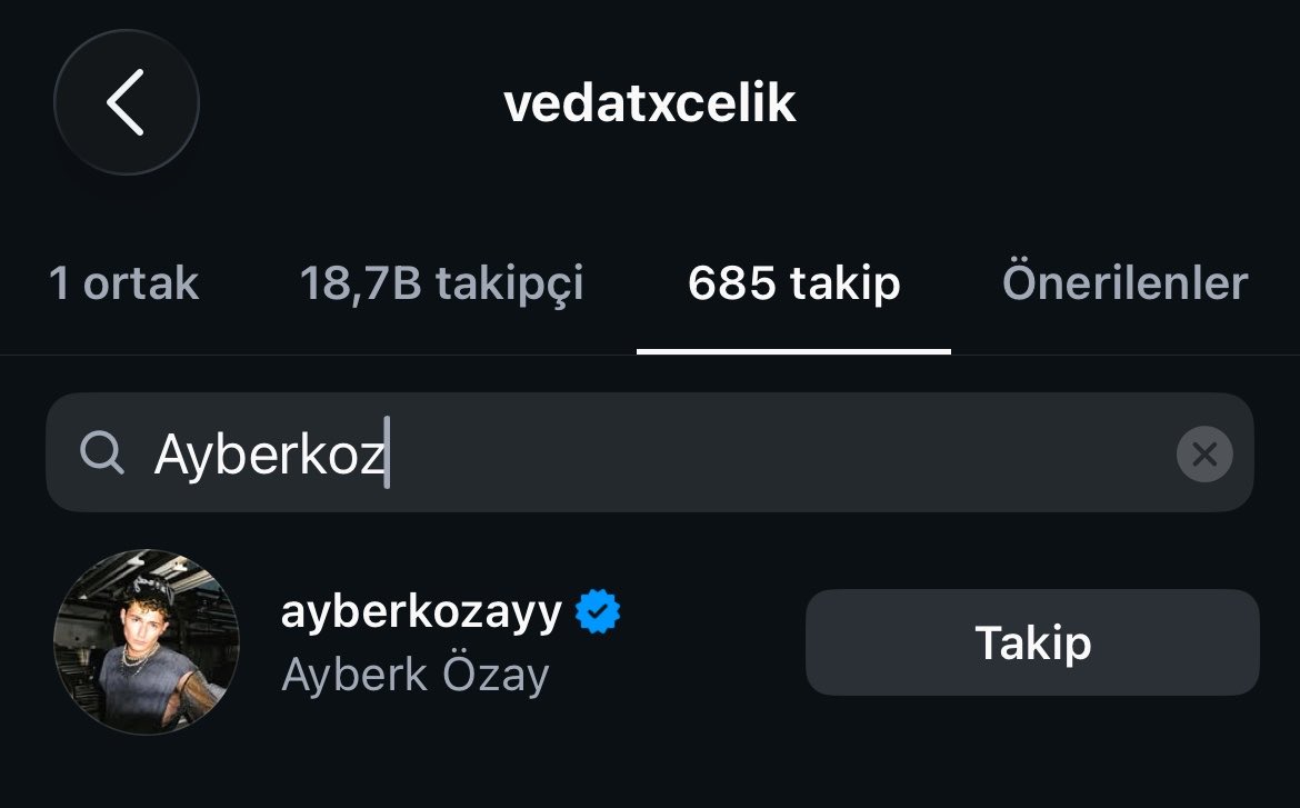 ilaysill's tweet photo. Bu masada kesin varız ya #ayberközay #ayberking #ayranız https://t.co/JUSkshdm37