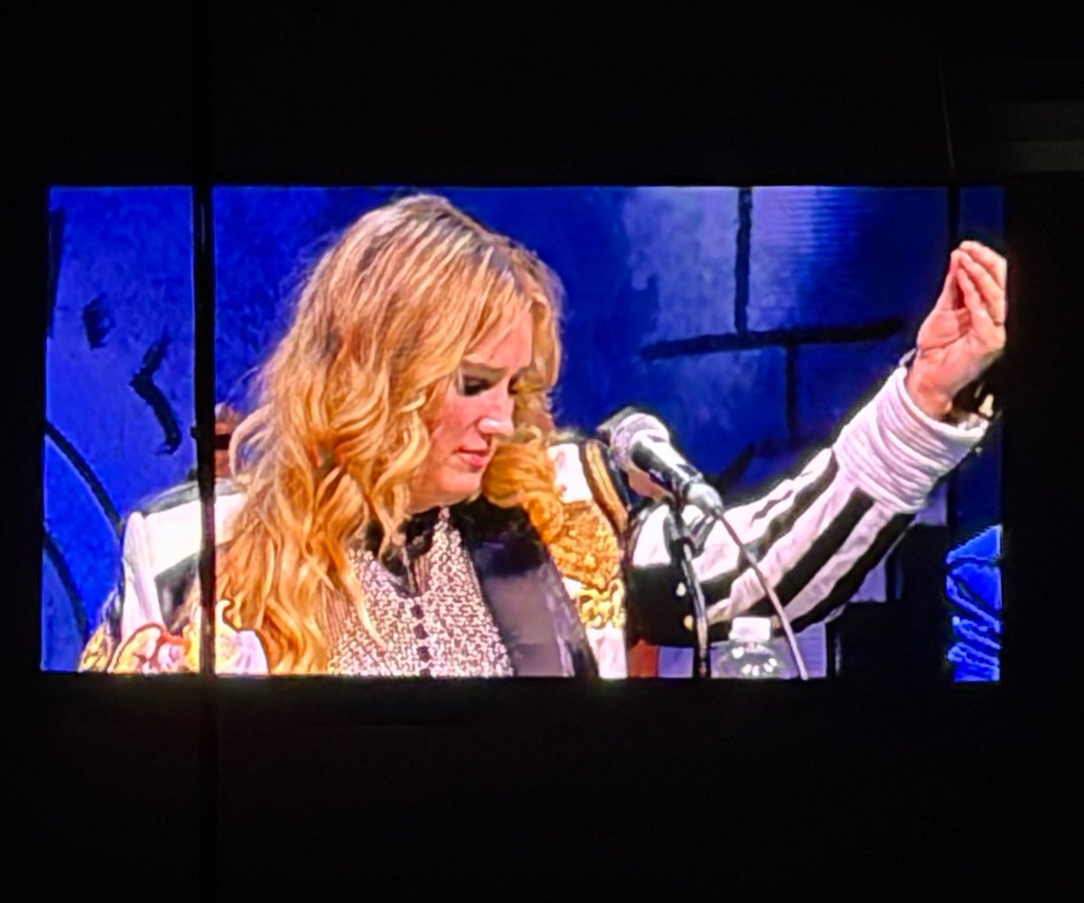 vaso7890's tweet photo. Upon seeing her live I can attest Ashley Johnson is THE CUTEST human on earth 🥹

#criticalrolespoilers https://t.co/y63YzaDt2K
