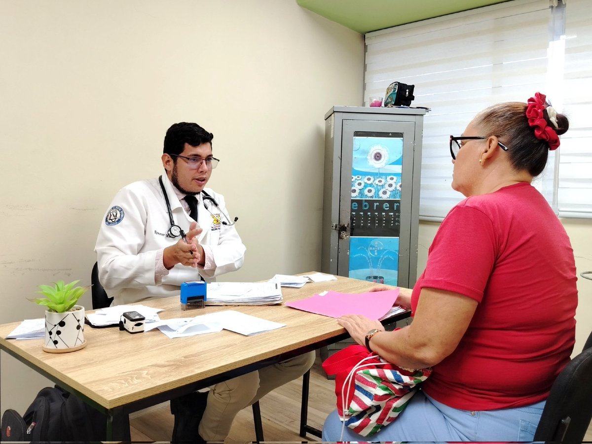 IpasmeOficial's tweet photo. Iniciamos una nueva semana en la Unidad Médica Barcelona afianzando el compromiso con nuestros afiliados. Brindamos atención profesional y gratuita en más de 10 especialidades médicas, incluyendo pediatría, ginecología, odontología y cirugías.
#Ipasme #SaludIntegral #Anzoategui https://t.co/LS0XMkE1WZ