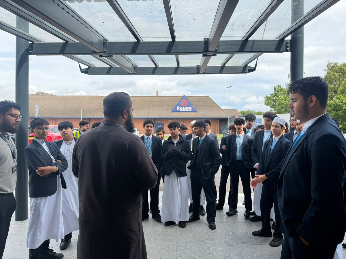 edenboyspreston's tweet photo. A brilliant day at the Roccia Careers Experience for our Year 10 pupils! From engaging with employees and exploring the workplace to developing communication, teamwork and professional confidence, our students gained valuable insight into various skills. #WeAreStar #EBP #Careers https://t.co/zGJY1volHY