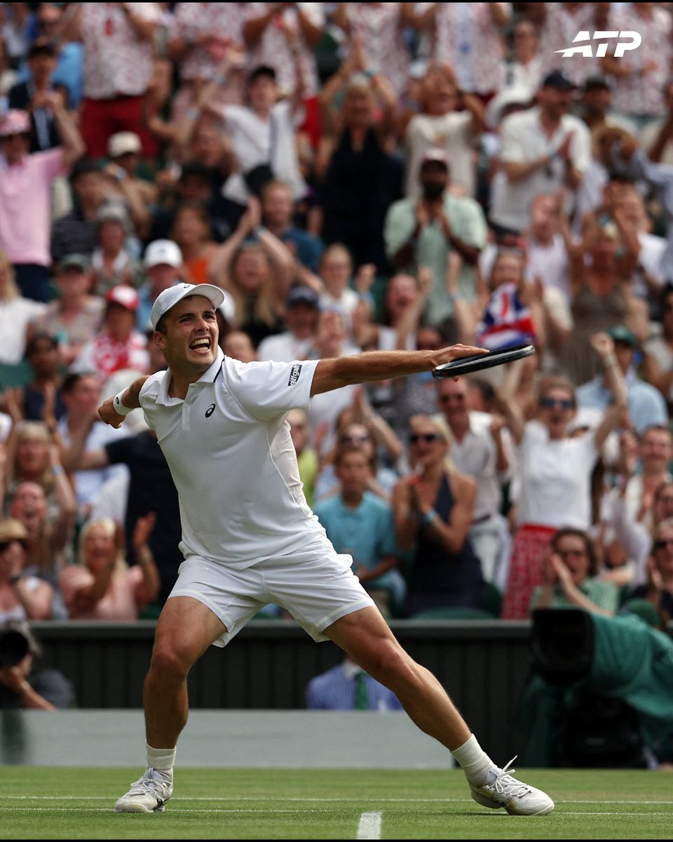 atptour's tweet photo. A dream being lived out in front of our eyes 👏

Arthur Fery is a Wimbledon quarter-finalist 🤝

#Wimbledon https://t.co/rwi51B1m3m