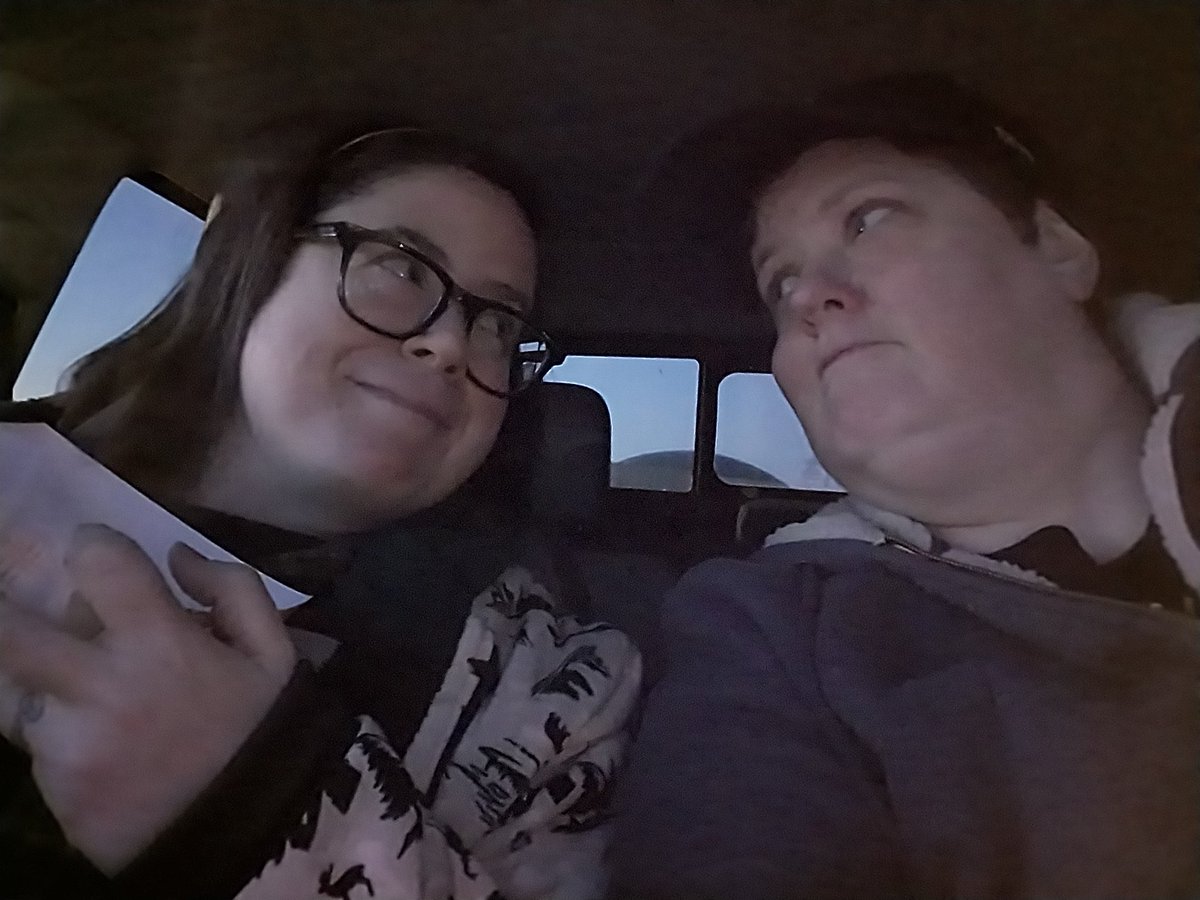 tip_sip_slash's tweet photo. Amanda & I are going for America's cutest couple.
Well, she's cute.
Please give us a vote.
#MutantFam #FFB
https://t.co/ihJMtRIe6l https://t.co/YQ19A01UBl