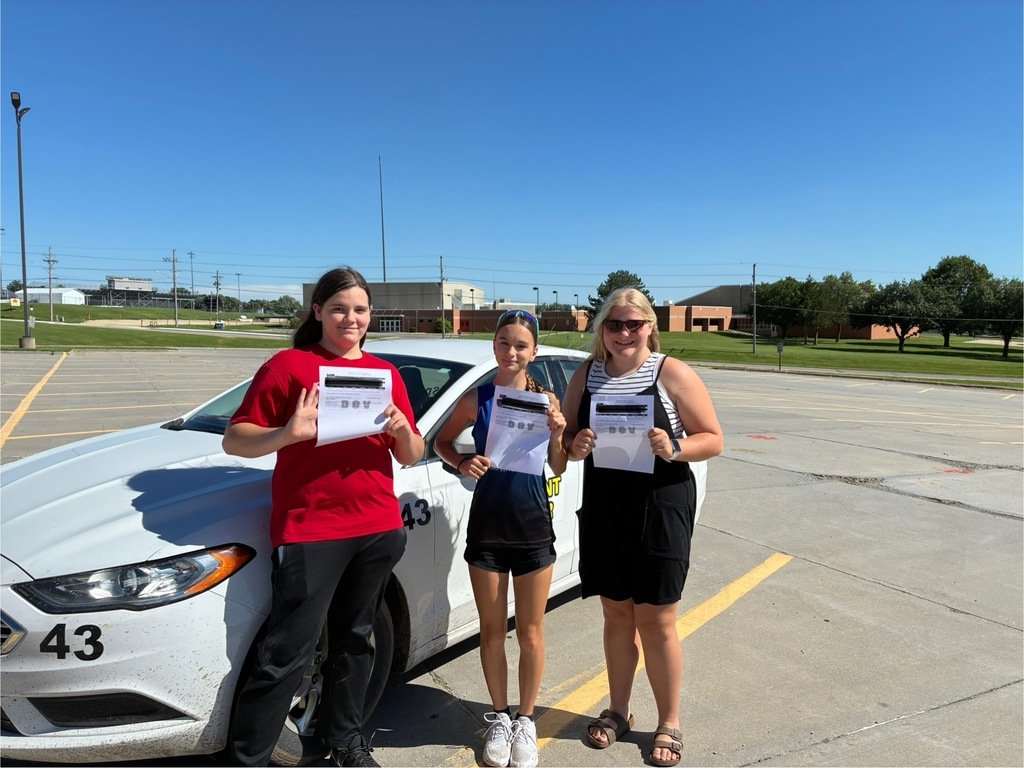 usd379's tweet photo. Congratulations to our final wave of new drivers! #Celebrate379 https://t.co/YTJfWXkIdQ