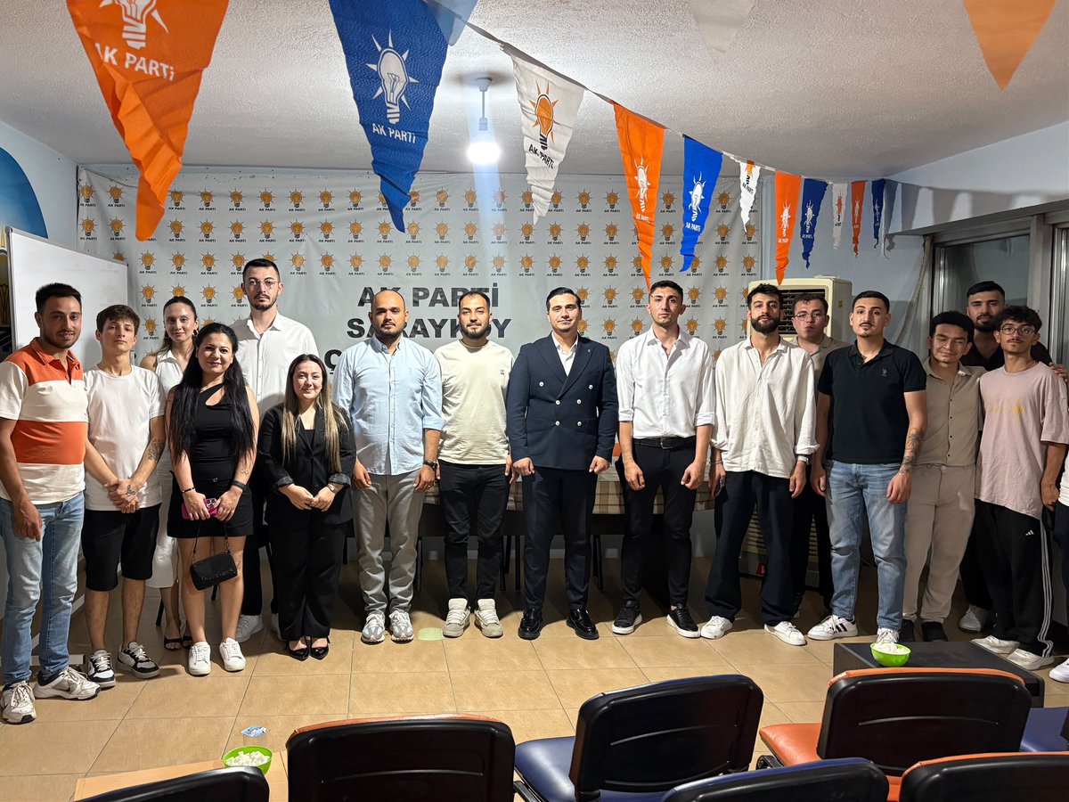 denizliakgenc's tweet photo. Teşkilat Başkanımız Emre Orhan'ın riyasetinde; İl Gençlik Kolları Başkan Yardımcılarımız Sude Yetiş, Mehmet Can, İrem Çoban ve Erhan Çetin’in katılımlarıyla Sarayköy İlçe Gençlik Kolları İstişare Toplantımızı büyük bir coşkuyla gerçekleştirdik. https://t.co/sQwxKCxl3R