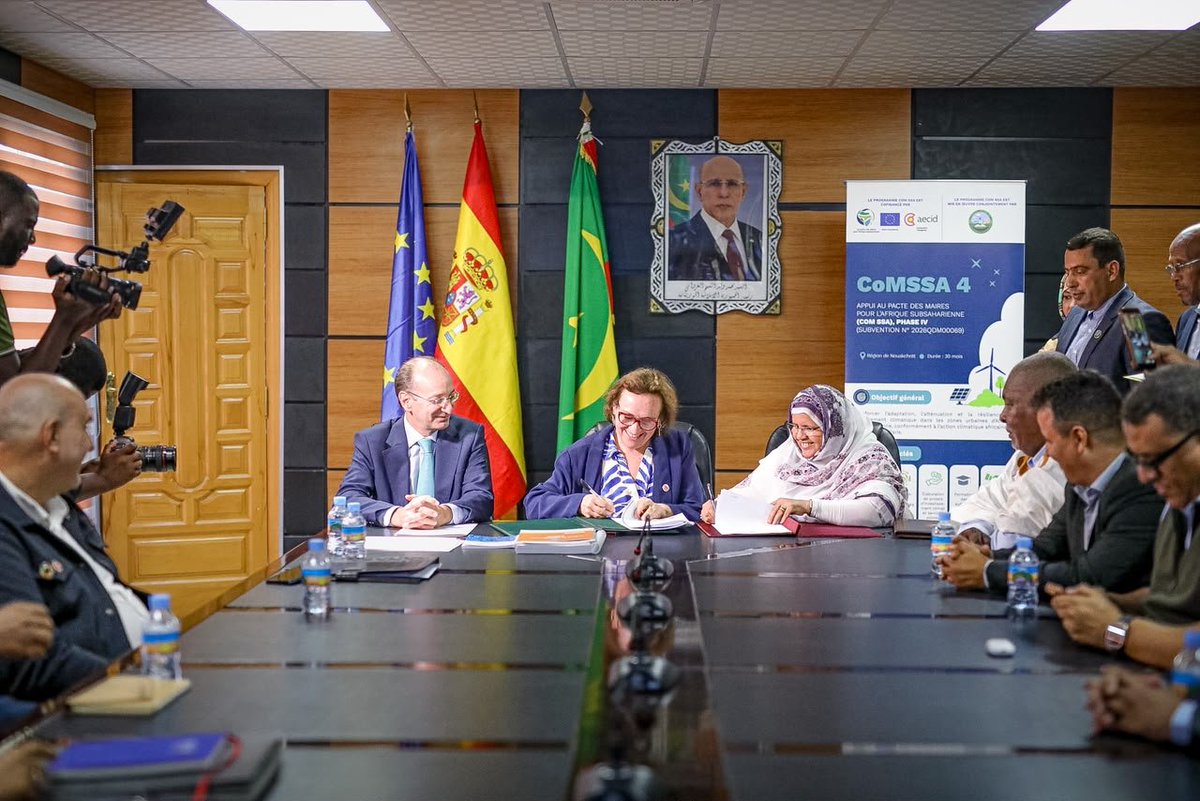 NkttRegion's tweet photo. وقّعت جهة نواكشوط، بروتوكولي اتفاق جديدين مع الوكالة الإسبانية للتعاون الدولي.
ويشمل الاتفاق المشروعين التاليين:
المرحلة الرابعة من مشروع اتفاقية عمد إفريقيا جنوب الصحراء.
 مشروع الزراعة البستانية "كيلومتر صفر" لتموين نواكشوط، يهدف إلى تعزيز الإنتاج المستدام للمحاصيل البستانية. https://t.co/Gy8gtWckJP