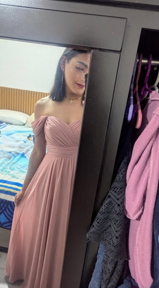 Adriana_tv24mor's tweet photo. Ando fascinada con los vestidos de dama de honor ✨❣️
Deberías invitarme a tus eventos importantes para irme como tú princesa así 🫦💃🏼
.
.
.
.
#bride #trans #transexual #lgbt #boda #wedding #damadehonor #sissy #gay #bisexual https://t.co/eAtVvK1N2O
