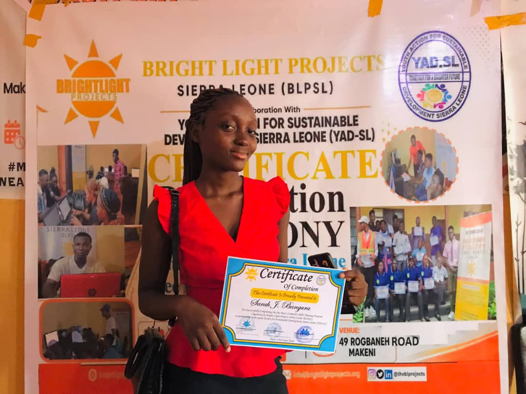 theblprojects's tweet photo. 🎓 15 graduates. New opportunities. Bright Light Projects celebrated another successful DFSL Computer Skills Graduation in Makeni, empowering youth for the digital future

#DFSL #DigitalLiteracy @DSTISierraLeone https://t.co/etCojjgoqY