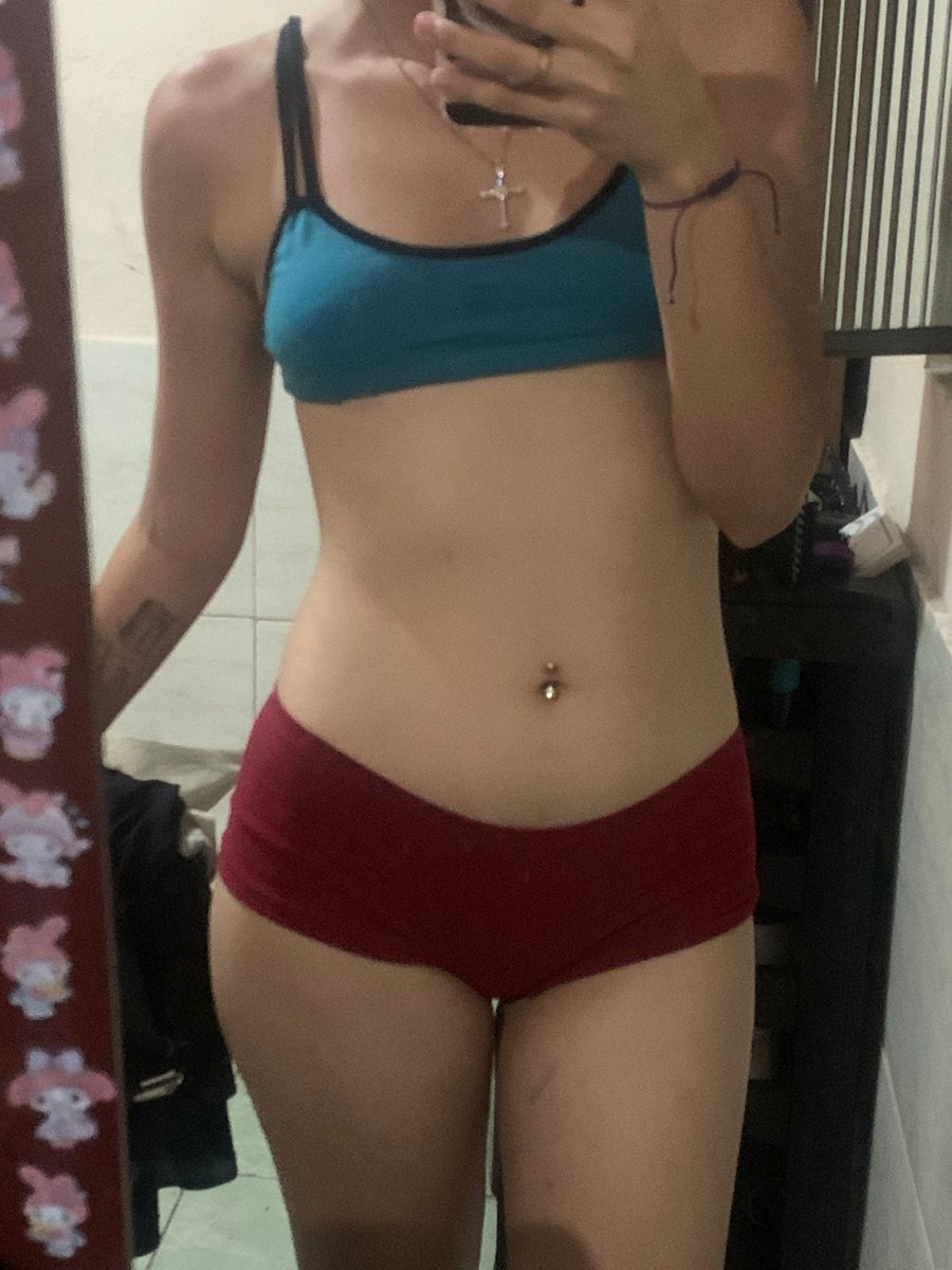 Mayzi777's tweet photo. Novinha gótica  vazada  🔥

Vídeos completos 👇👇✅ 

https://t.co/eWQgBLrEL5 https://t.co/FaZYd76cc2