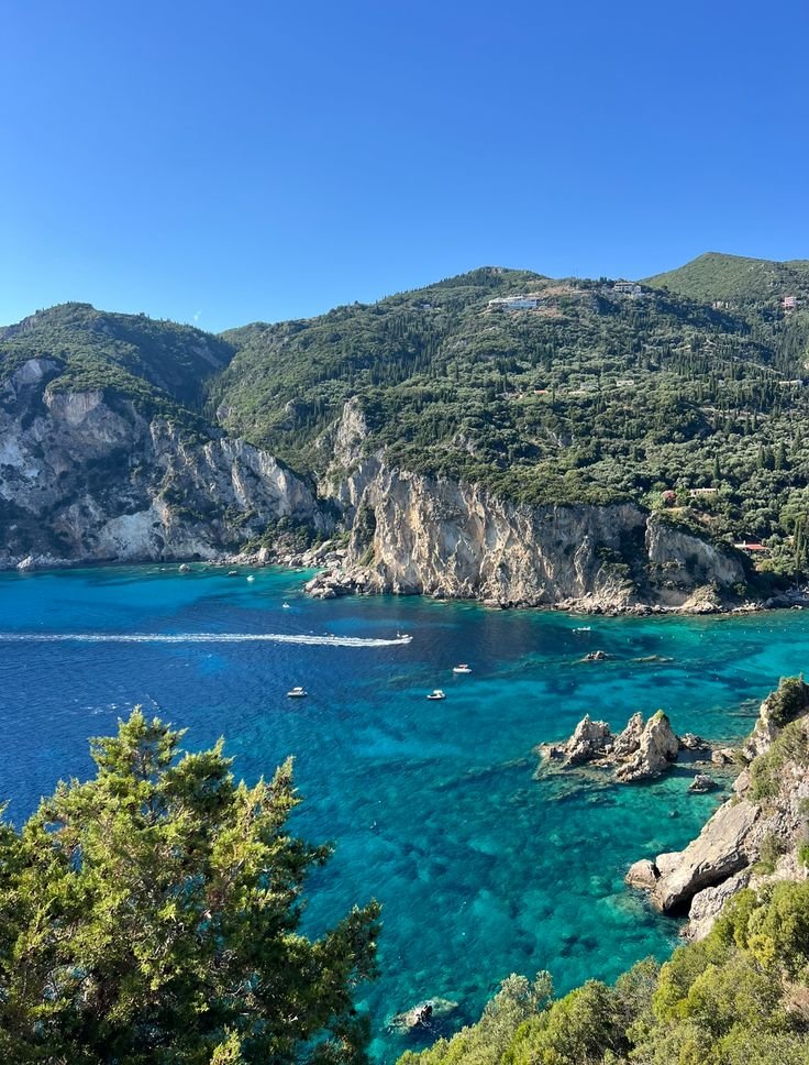 echoesofworld's tweet photo. Greece https://t.co/3xxm1Q44Lk