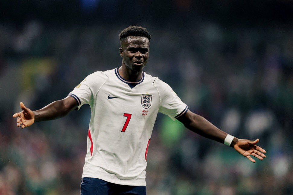 tebzafc's tweet photo. Arsenal players bailing out their countries what’s new https://t.co/iUZj5GOSjf