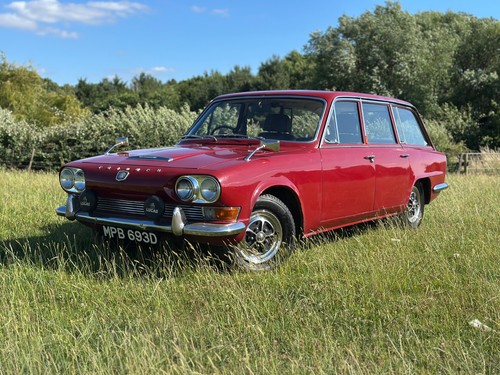 UKClassicCars's tweet photo. Ad: For Sale - 1966 Triumph 2000 Mk1 Estate With Full 2.5Pi Engine Manual Overdrive Classic Car https://t.co/AV53M3GeAl <<--More #ClassicCars #Triumph2000 https://t.co/dgaWmaGI7V