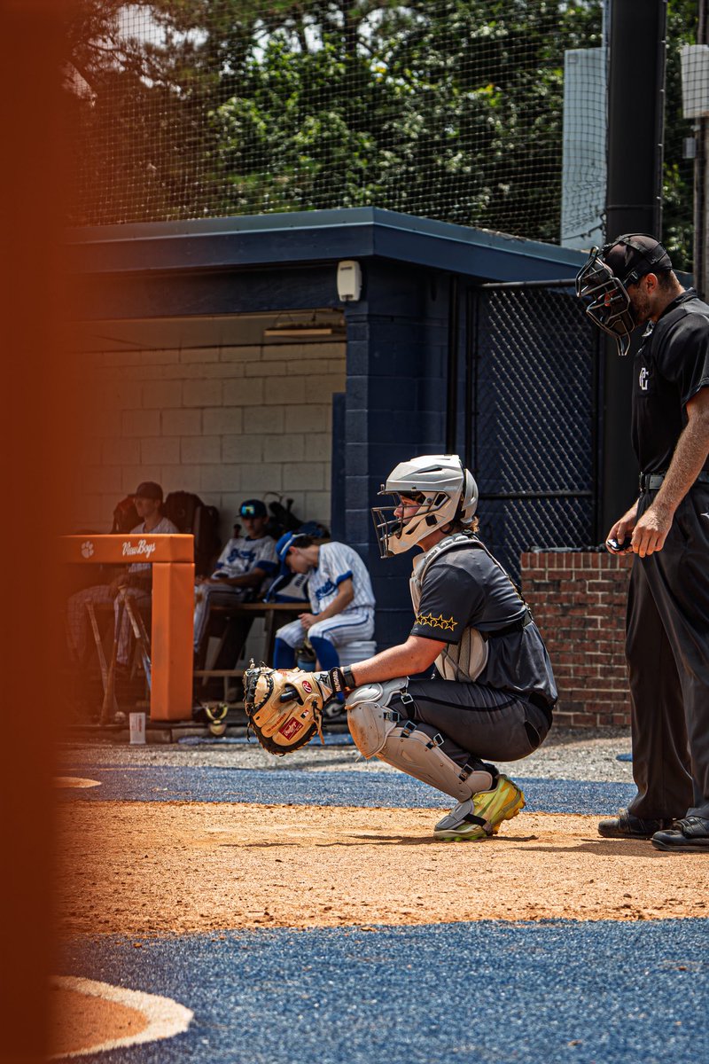 5starnational's tweet photo. Day 1 ✔️

Our 16U squad opened up the Perfect Game WWBA National Championship in a big way, picking up a 17-0 run-rule victory to kick off the week.

Strong start, but plenty of baseball left to play. Back at it tomorrow at East Cobb Baseball Complex with first pitch set for 10:20 AM.

#RollMaf ⭐️🖤