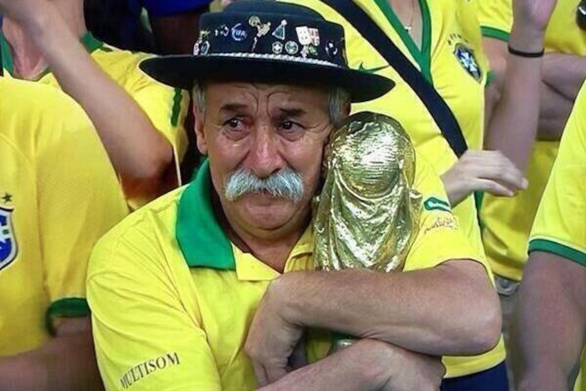 Innleadair's tweet photo. Learn the difference between real Brazilian crying versus Neymar fake crying... https://t.co/LUGhM62RkN