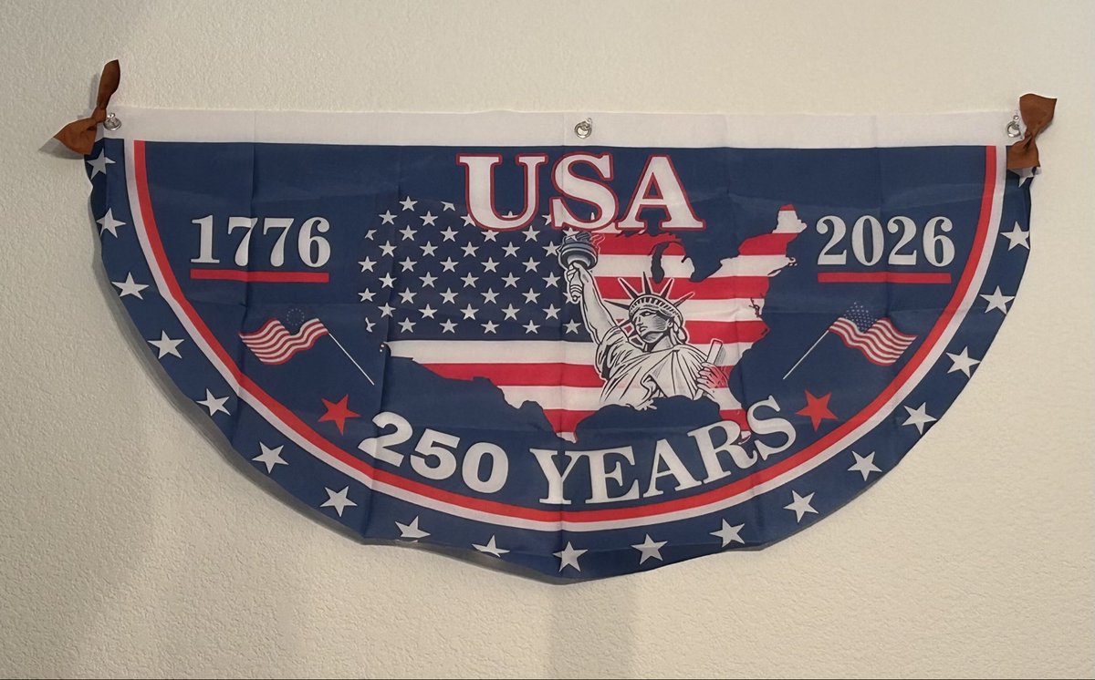 ArleneWingfield's tweet photo. 🇺🇸🎂🎶💝🙏💐
USA 250 year celebration 
July 4 2026 
No one is perfect, but we all try. https://t.co/qOcbF1F9ZF