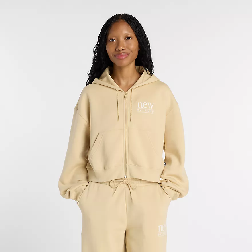 ladycreps's tweet photo. Ad: 💫 STEAL ALERT 💫 The New Balance Reimagined Fleece Full Zip "Toasted Sesame" has dropped to £39 at New Balance.

RRP: £65 Link > https://t.co/6BPlcSnLZv

Sizes: XS to 2XL https://t.co/L2nRJPof3E