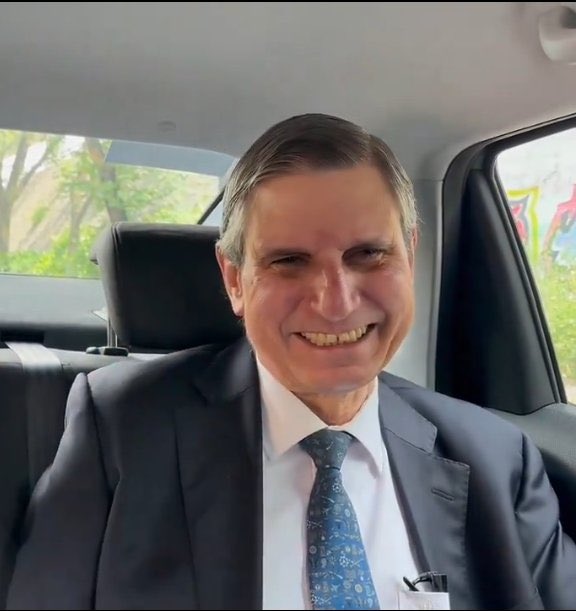 YoSoyPilin's tweet photo. El “primer” dato tiene cara de paleloca.

@EVIDEGARAY @jrsestaca @ElNuevoOficial @lacornetafm https://t.co/LFpgowPY3V