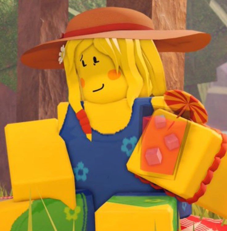 Forsakencov's tweet photo. "I feel like more people need to recognize that Noob might be a more fem-presenting genderfluid especially with their in-character skins."

#Forsaken #forsakenroblox https://t.co/wOBdvWe6bw