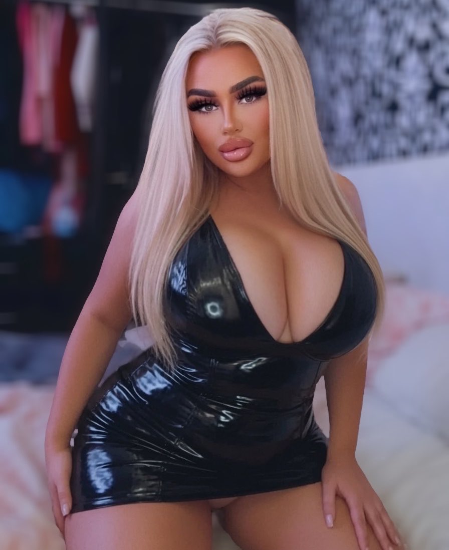goddessmontanna's tweet photo. Being used, abused and bullied by a hot toxic findom brat is the only sex life you’ll ever have and need. https://t.co/bSNCVgn7en