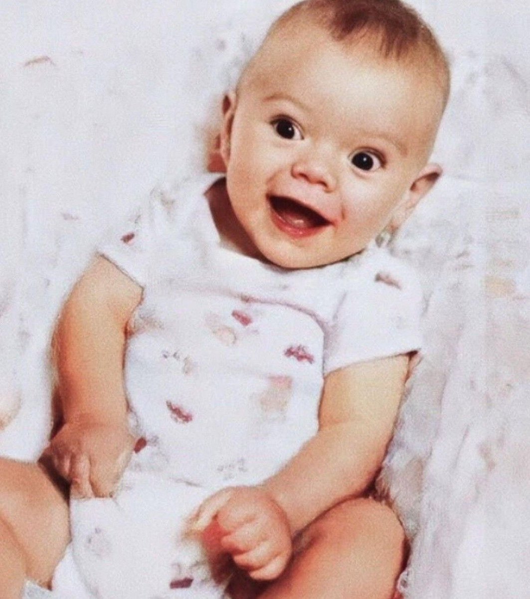neerryx's tweet photo. big eyed baby💕🤏🏻🌟🌷💕🌟💕🌷💕🌟💕🌷🌟💕🌷💕🌟🤏🏻💕🌟💕🌟💕🌷💕🌷💕🌟💕🌷💕🤏🏻💕🌟💕🌷💕🌷💕🌷💕🤏🏻💕🌟🌷 https://t.co/CHfXuCBIeV