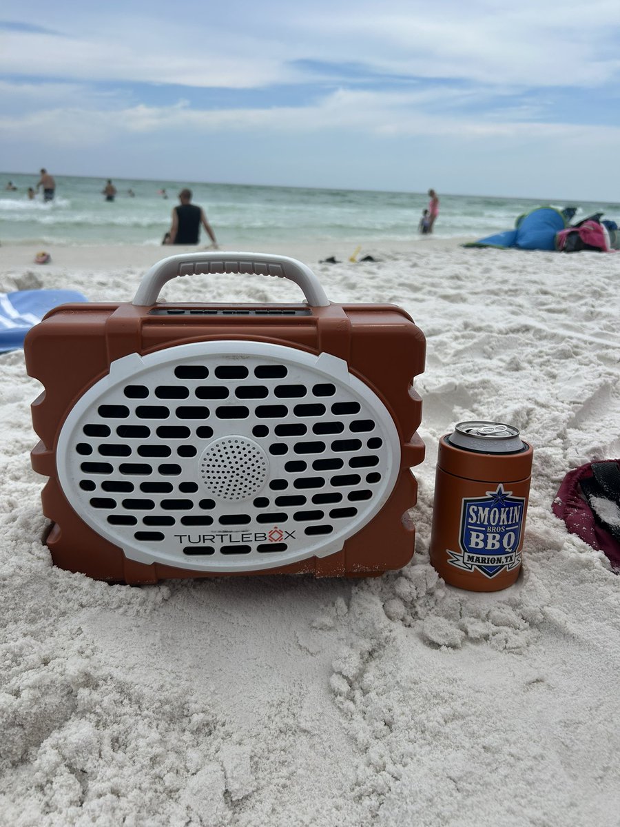 SmokinBrosJB's tweet photo. @30a never disappoints! 😎
#BeachPlease #HookEm https://t.co/ySsRHj7Jos