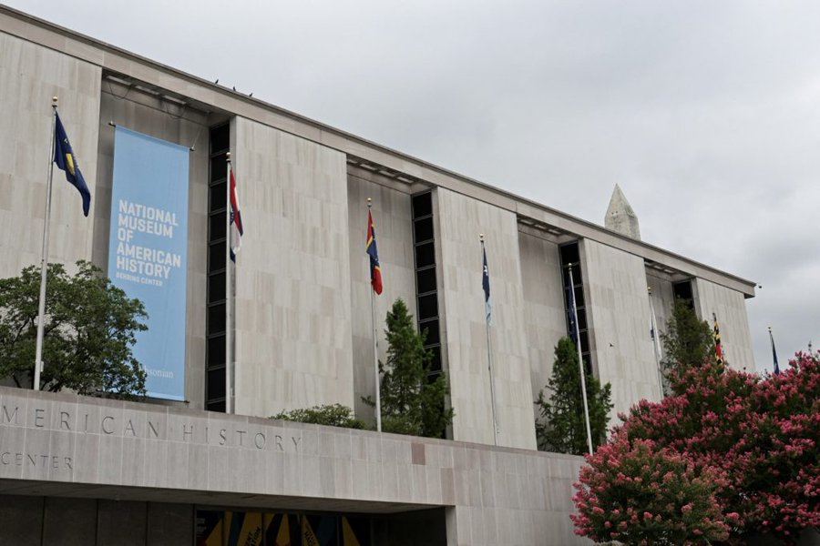 micyoung75's tweet photo. Worth sitting with who wrote this. A former Trump speechwriter's council decided the first African American Smithsonian secretary and the first woman to run the American History museum represent institutional capture. The report does not name a fabricated exhibit or a factual error. It names an ideology, theirs, as the problem.

Bunch's actual quote on Sunday was about aspiration, that America's strength comes from understanding its history rather than running from it. That got labeled radical activism by people who have not shown a single inaccurate placard, only a preference for a version of the past that ends before it gets uncomfortable.

Gov. Shapiro said it plainly. No single president gets to hand down one narrative and call the rest propaganda.