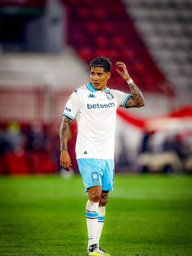 Hachita's tweet photo. Hay interés de la U de Chile en Matías Zaracho.

Fernando Gago ya lo había querido, mientras estuvo como entrenador de Boca. Desde #Racing solo escucharían ofertas en caso de venta https://t.co/H2JzGvTQ4V