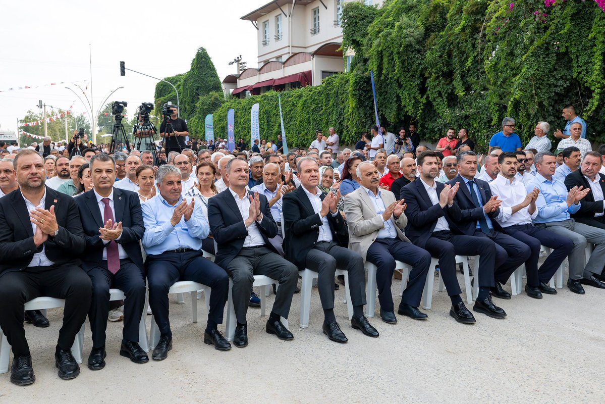 aliboltac's tweet photo. Mersin Büyükşehir Belediyemizin hayata geçireceği Şelale Kültür, Sanat ve Sosyal Yaşam Merkezi’nin temelini atmak için bir araya geldik.

Kültürün, sanatın ve sosyal yaşamın güçlendiği şehirlerin geleceğe daha sağlam adımlarla yürüdüğüne inanıyorum.

Ortak hizmet anlayışıyla hayata geçirilen bu yatırımın Tarsus’umuza hayırlı olmasını diliyorum.

@VahapSecer