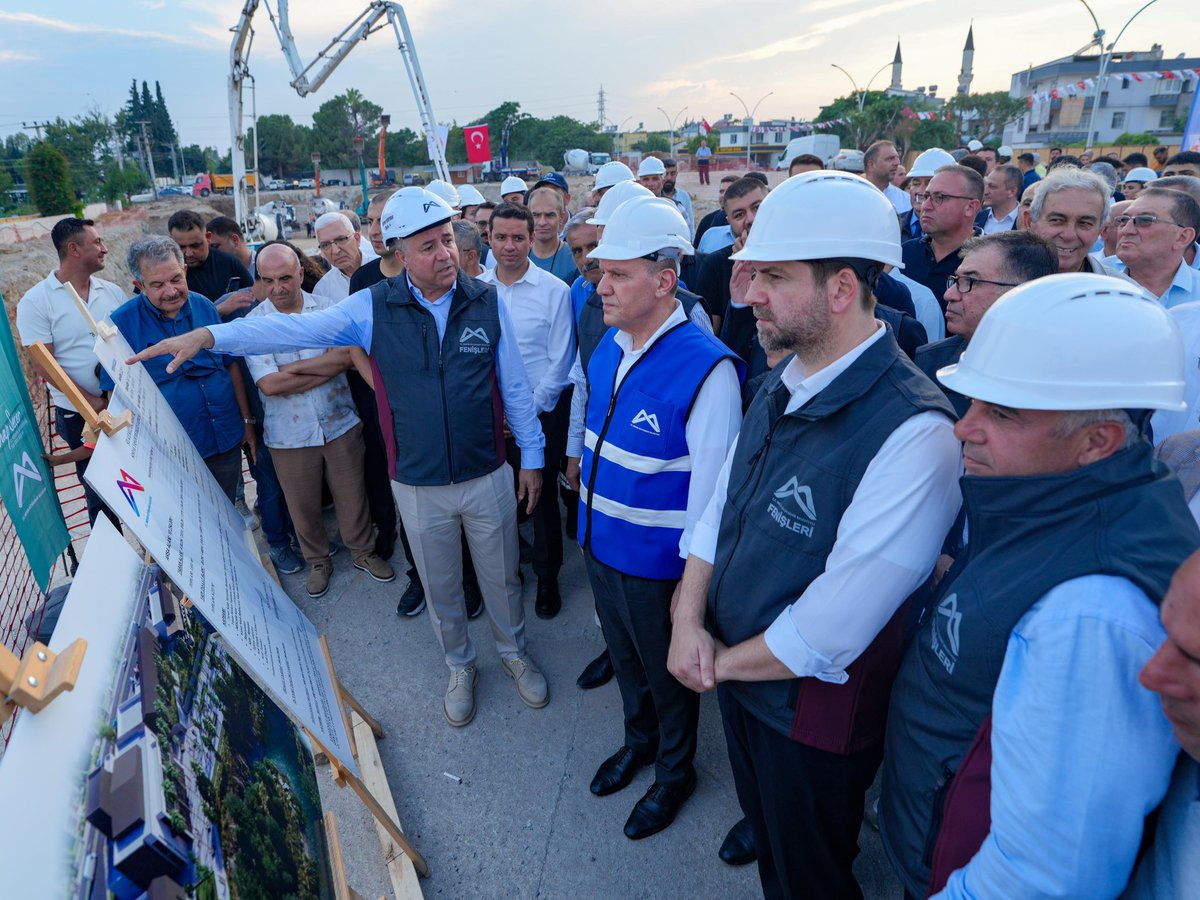 aliboltac's tweet photo. Mersin Büyükşehir Belediyemizin hayata geçireceği Şelale Kültür, Sanat ve Sosyal Yaşam Merkezi’nin temelini atmak için bir araya geldik.

Kültürün, sanatın ve sosyal yaşamın güçlendiği şehirlerin geleceğe daha sağlam adımlarla yürüdüğüne inanıyorum.

Ortak hizmet anlayışıyla hayata geçirilen bu yatırımın Tarsus’umuza hayırlı olmasını diliyorum.

@VahapSecer