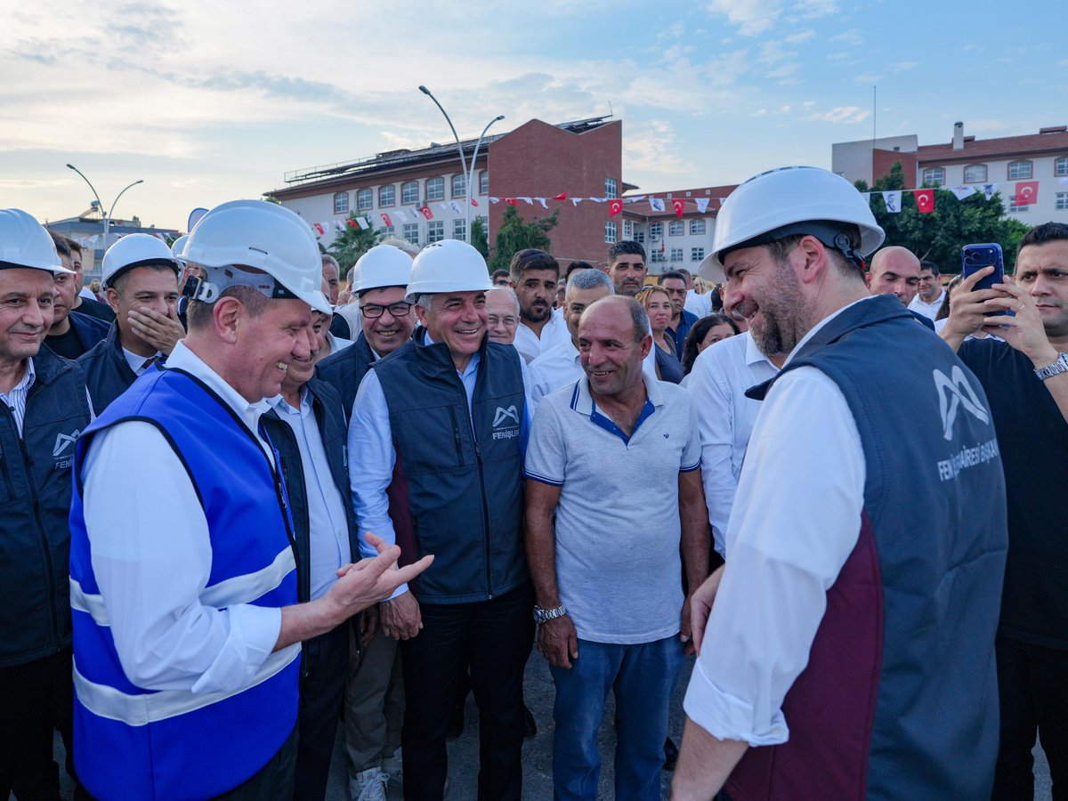 aliboltac's tweet photo. Mersin Büyükşehir Belediyemizin hayata geçireceği Şelale Kültür, Sanat ve Sosyal Yaşam Merkezi’nin temelini atmak için bir araya geldik.

Kültürün, sanatın ve sosyal yaşamın güçlendiği şehirlerin geleceğe daha sağlam adımlarla yürüdüğüne inanıyorum.

Ortak hizmet anlayışıyla hayata geçirilen bu yatırımın Tarsus’umuza hayırlı olmasını diliyorum.

@VahapSecer