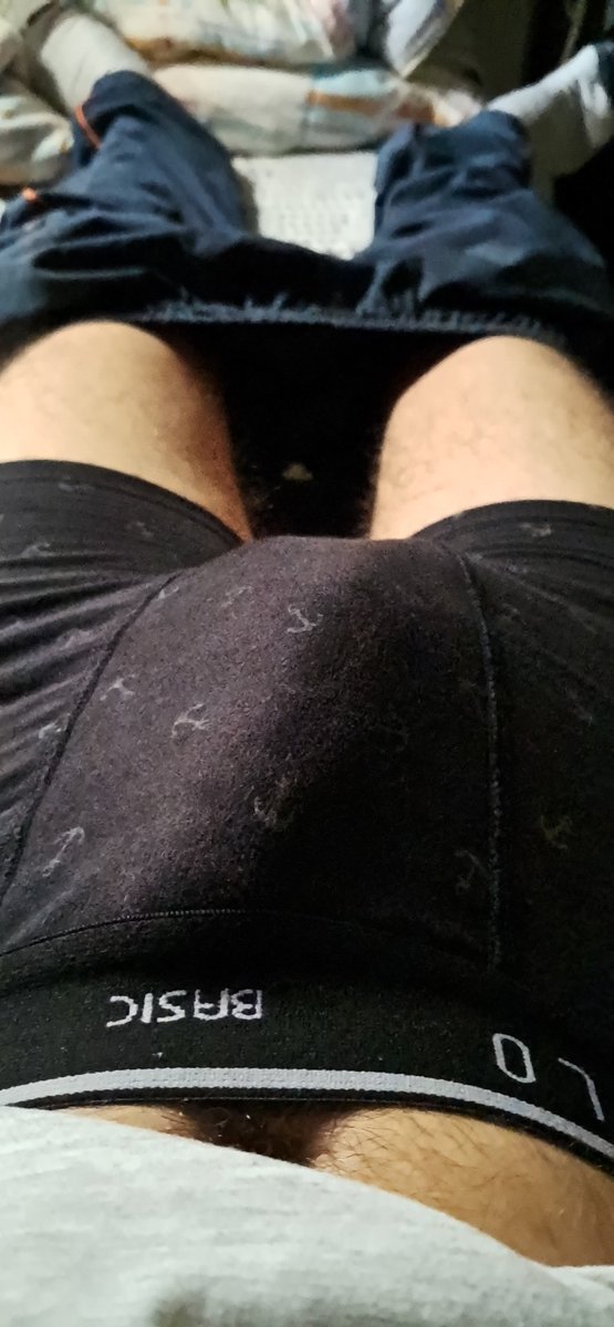 pumpingboy34's tweet photo. Bulge :P https://t.co/shmkNYAUiH