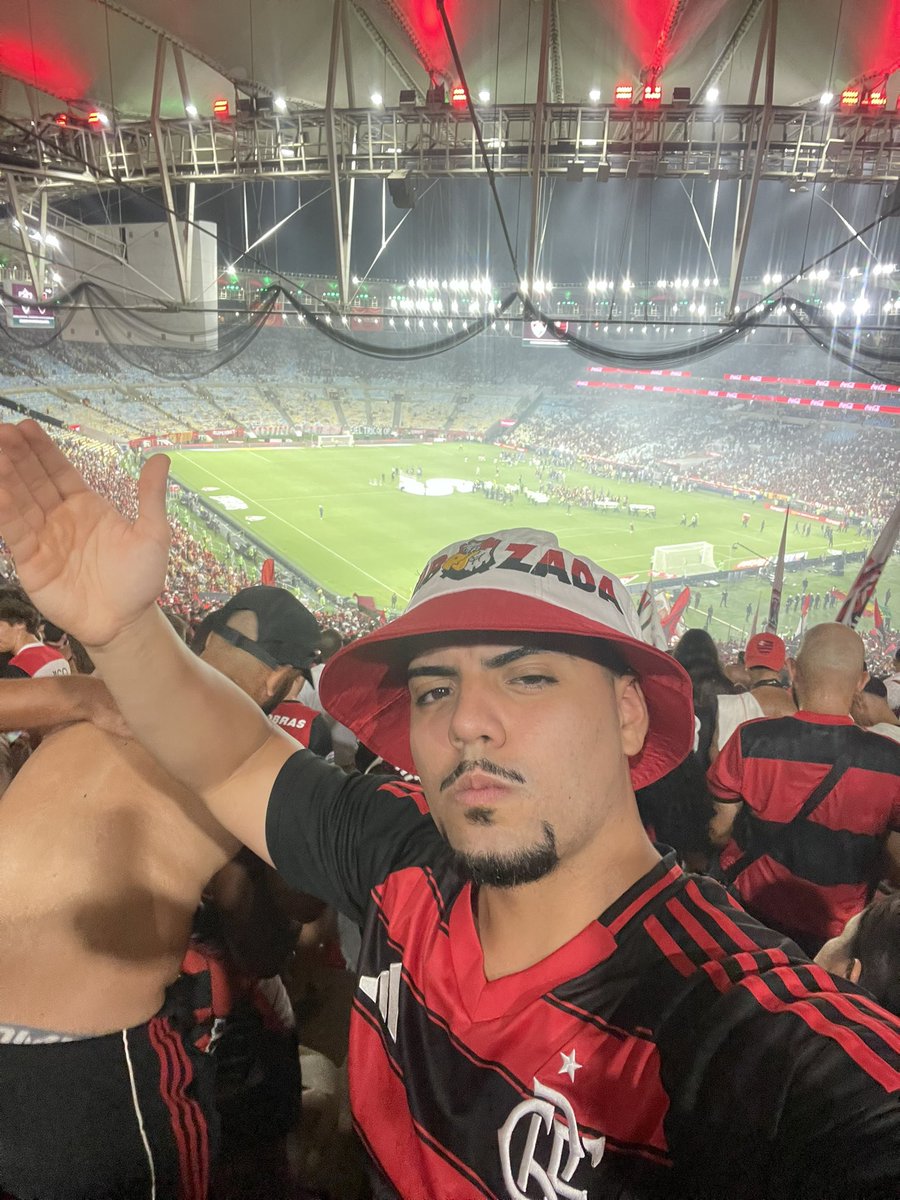 lucca_1898's tweet photo. @RyanLimaABSD @_FlaDaDepressao @newscolina Inteligente é ISSO AQUI, ryan do biquinho com cara de mal kkkkkkkk cara de quem engole e faz gargarejo de porra https://t.co/mFlYkRqGrQ