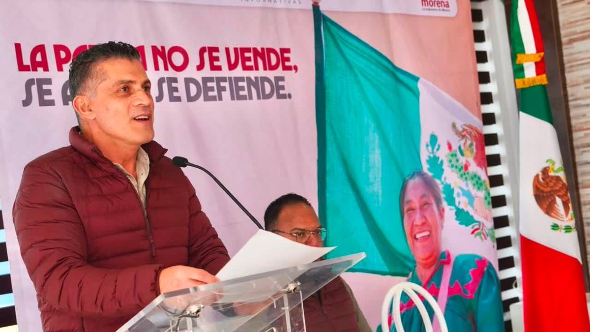 sanchezgarciatx's tweet photo. Desde el municipio de Benito Juárez recordamos que la lucha por la justicia y la dignidad es lo que nos unió y los que fortalece nuestro movimiento.
Hoy, más que nunca, sólo unidos y organizados podremos defender la transformación de nuestro país y la soberanía nacional. https://t.co/bClYitZwdg