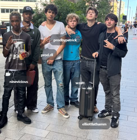 ripyoflxr tweet media