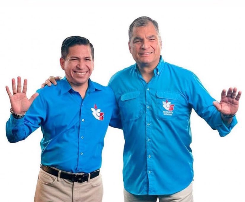 alvaro_exa's tweet photo. Aquí está el que hoy fue capturado por enriquecimiento ilícito, el otro sigue prófugo. https://t.co/lEExYic14w