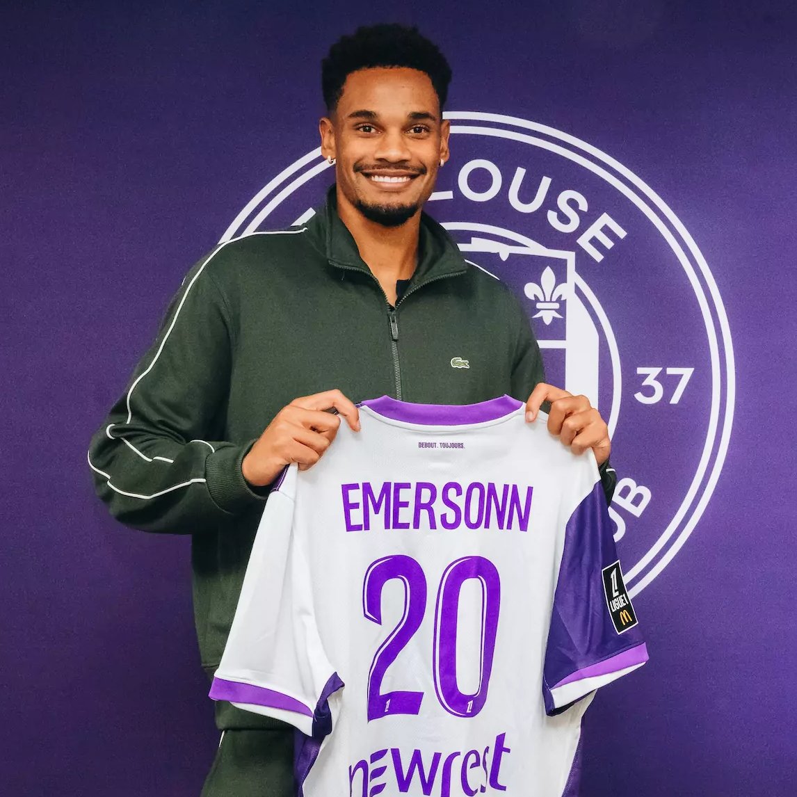 Footballogue tweet media