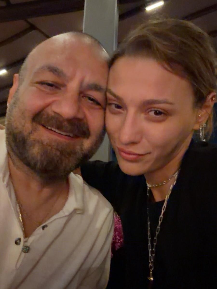 sumsource's tweet photo. Acting and voice coach Ugar Baburhan updates with Sümeyye says they’re back to doing lessons after a short break. ❤️ #sümeyyeaydoğan https://t.co/8Uwe4duHq4