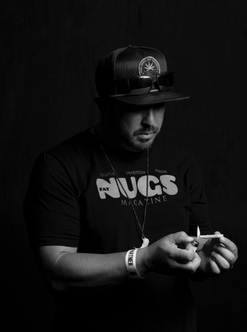 apparel_holy's tweet photo. HRA spotted🧢 ... &amp; makin friends along the way! Dope pic. https://t.co/5FwqbW9W0o