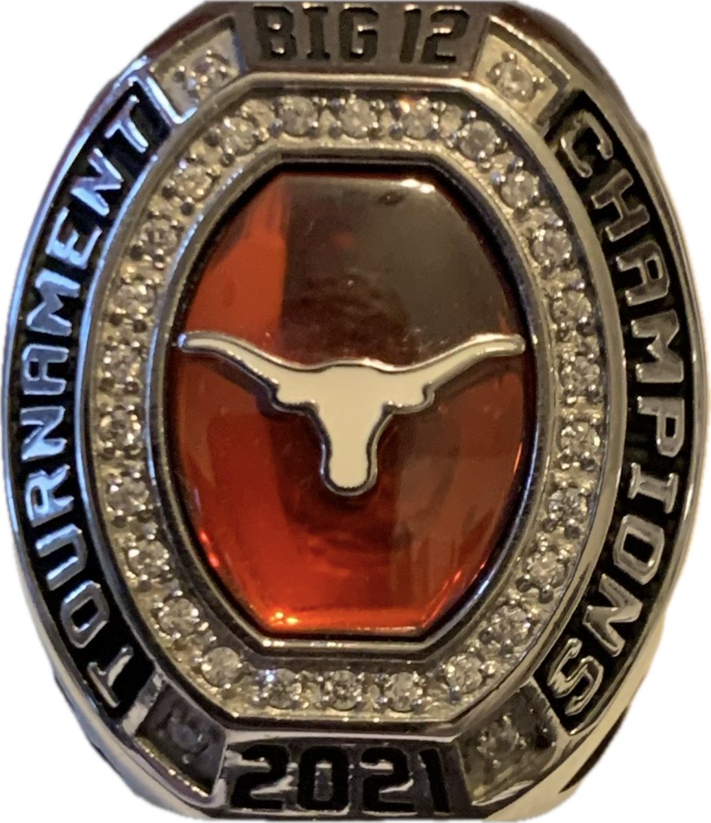 longhornrings's tweet photo. Greg Brown III @gb3elite Where is he now?
=Thread=
Pictured below is his 2021 Big 12 Tournament Championship ring.
❌ISO https://t.co/9gRMaS25sw