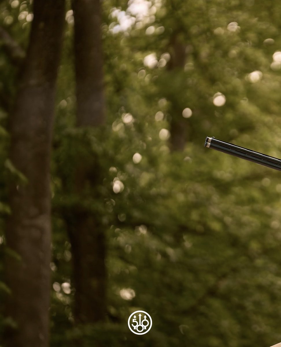 beretta_japan_'s tweet photo. シューティングベスト、キャップ、バックパック、カートリッジバッグ、ガンケースには、ベレッタ創業500周年を記念するディテールを採用。それぞれの製品が持つテクニカルな機能美と調和するよう、洗練されたデザインに仕上げられています。
#Beretta500 #LegacyForgesTomorrow https://t.co/qsZg6PS7uC