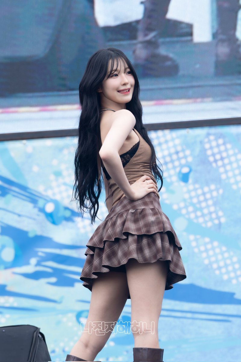 imserioushoney's tweet photo. 260704
캐리비안베이
백지헌
#백지헌 #BAEKJIHEON
#지헌 #JIHEON
#프로미스나인 #fromis_9 https://t.co/7kDQ8SVClE