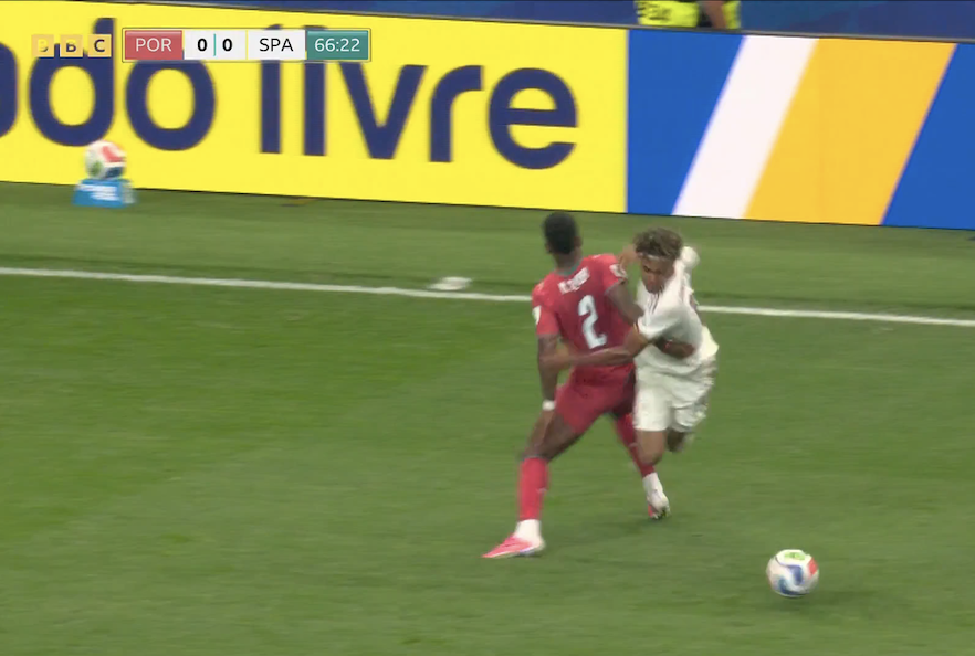 The Touchline | 𝐓 tweet media