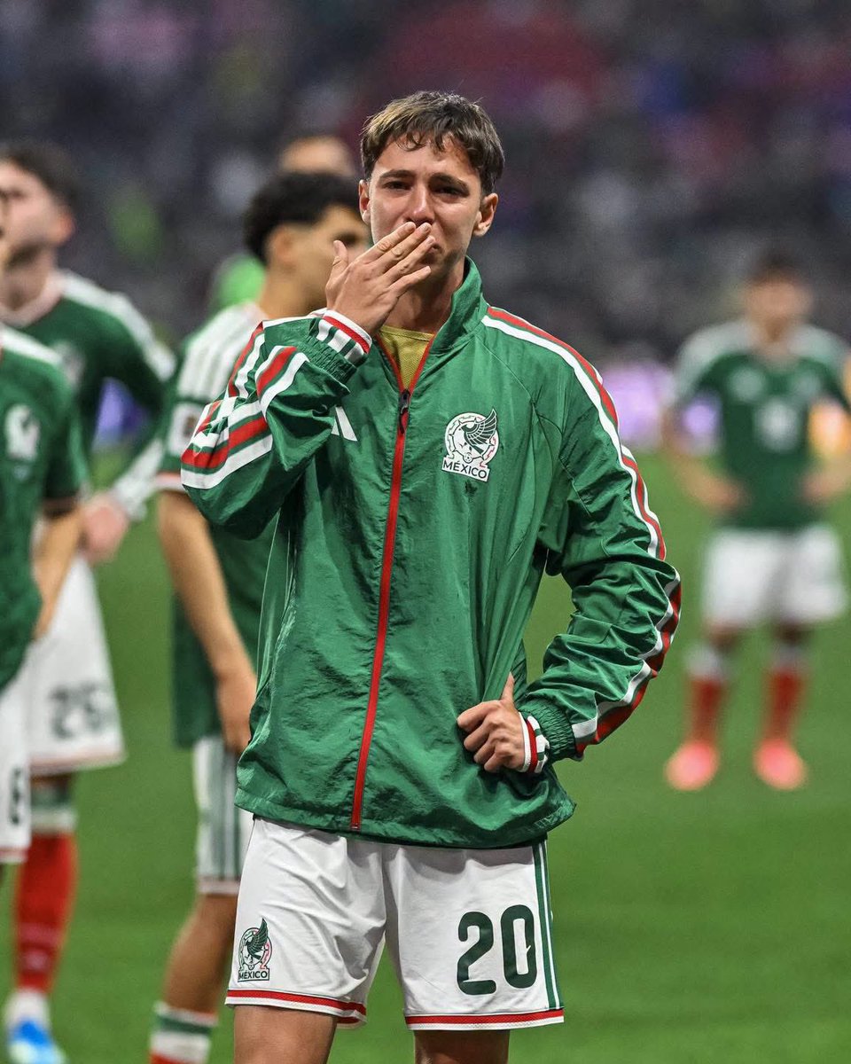 Gaspar_Sparco's tweet photo. Mi Mateo Chávez 💔 https://t.co/thbPbILbAC