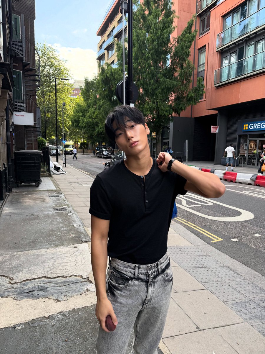 notchoisn's tweet photo. 🍑

taken by @notwooreo 🌼 https://t.co/NyYccybopd