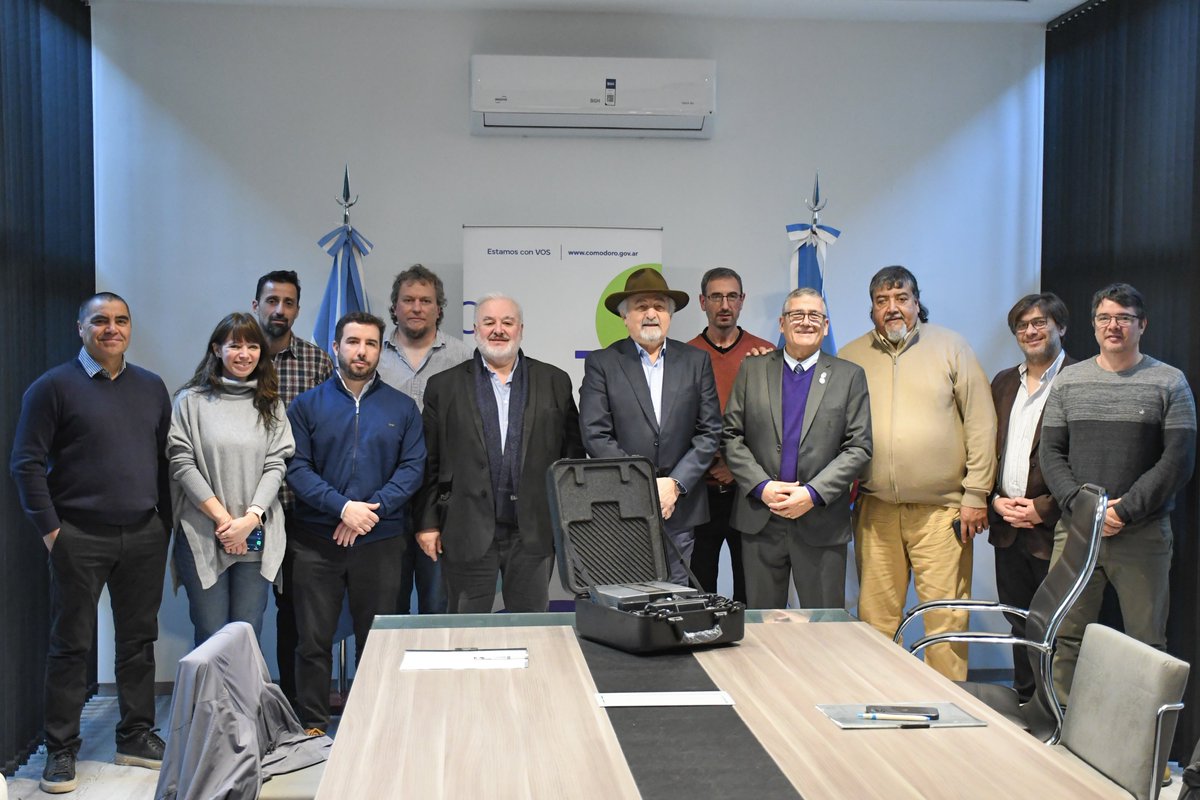Comodoro Conocimiento tweet media