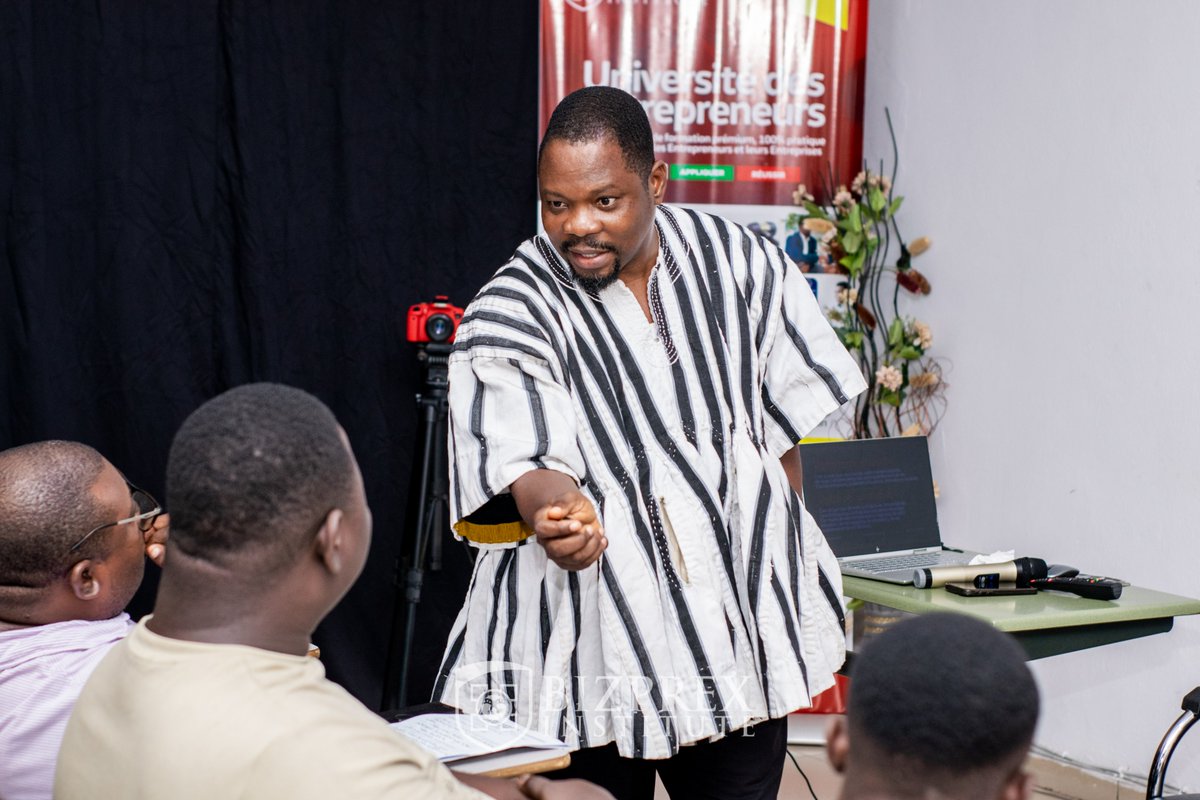 BizprexInstitut's tweet photo. Un entrepreneur qui se connaît prend de meilleures décisions, révèle pleinement son potentiel, reste fidèle à sa mission et à sa vision, affronte les défis avec confiance et résilience.
#UniversitéDesEntrepreneurs #BizprexInstitute #Lifepreneuriat #EntreprendreSaVie #Agbakla https://t.co/70IYioE9RJ