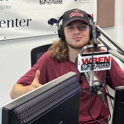 trevhauer's tweet photo. In the lab @WBEN #NewProfilePic https://t.co/kwoLFYSsu4