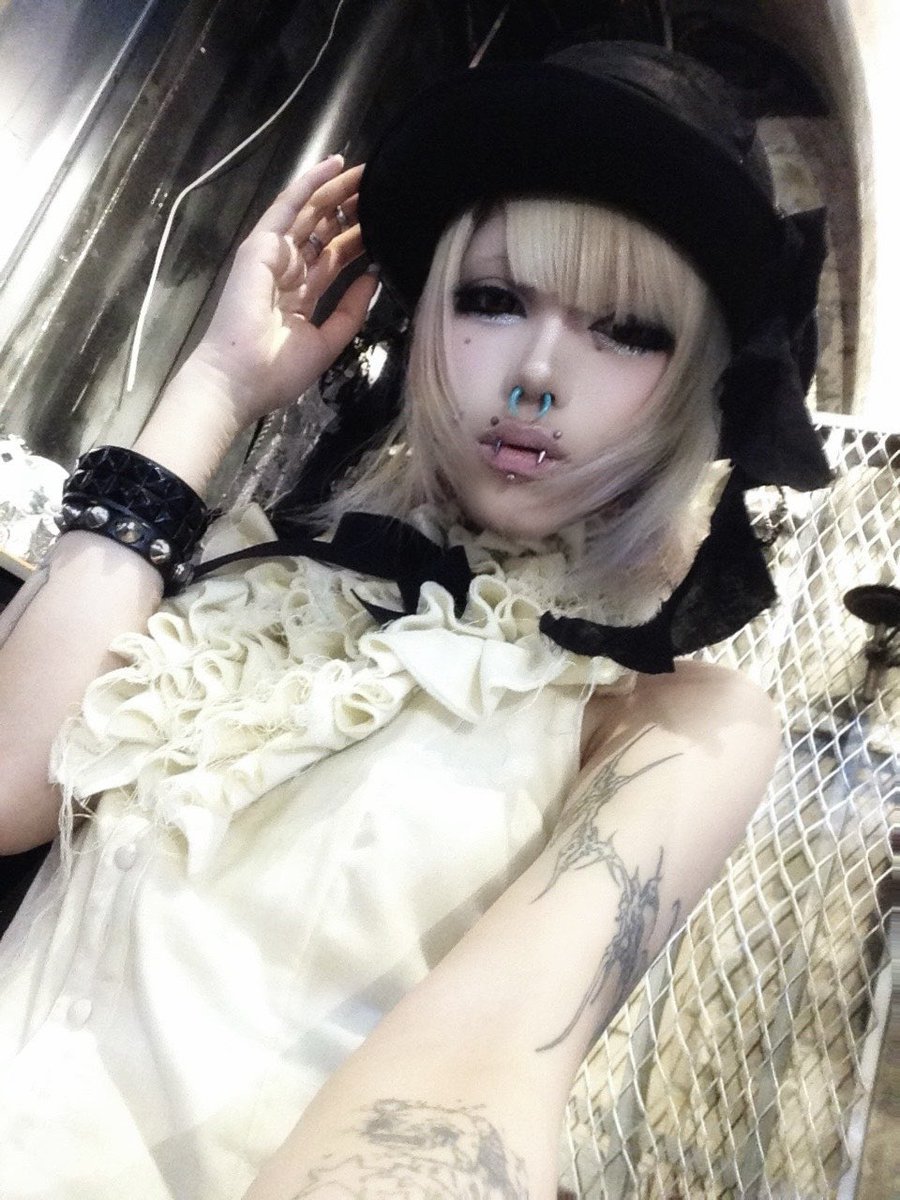 1qdhkphehe's tweet photo. : 3 https://t.co/iCIkjYj7JT